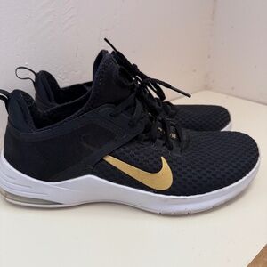 Nike Women's Air Max Bella TR 2 Training Shoes – Size 10